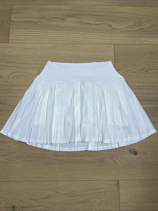 ALO Yoga Dresses & Skirts - Alo Yoga Grand Slam Tennis Skirt White